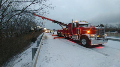 Roberts Heavy Duty Towing JunkYard in Lexington (KY) - photo 1