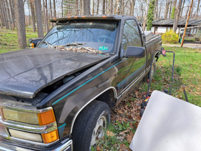 Ernie's Salvage Yard JunkYard in Huntington (WV) - photo 4