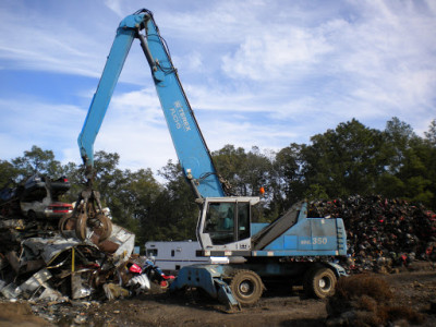 Dean's Scrap Metal Inc JunkYard in Mobile (AL) - photo 1