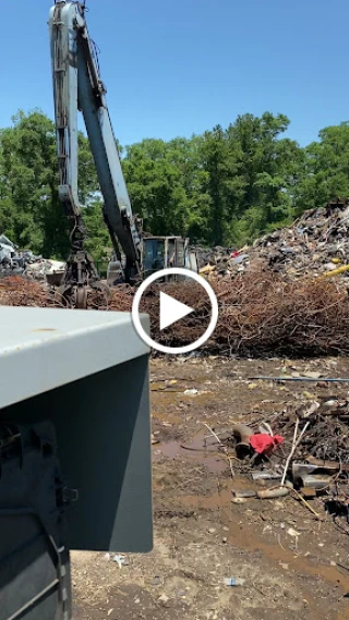 Dean's Scrap Metal Inc JunkYard in Mobile (AL) - photo 3