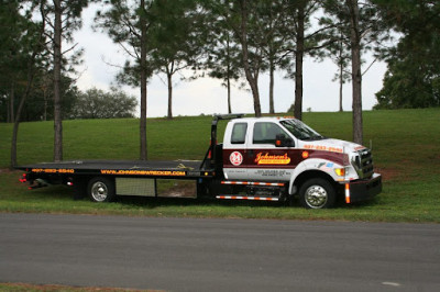 Johnson's Wrecker Service Cars, Heavy Duty and Semi Truck Towing JunkYard in Orlando (FL) - photo 1