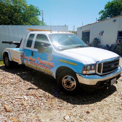 La Uno Towing & Recovery JunkYard in Beaumont (TX) - photo 2