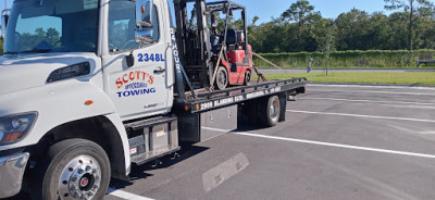 Scott's Towing & Recovery JunkYard in Kissimmee (FL) - photo 2