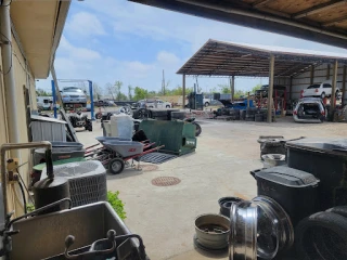 Van Horn's Auto Salvage JunkYard in Panama City (FL) - photo 4