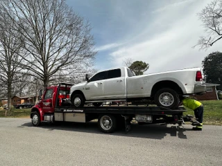 R & R Towing & Recovery JunkYard in Nashville (TN) - photo 2