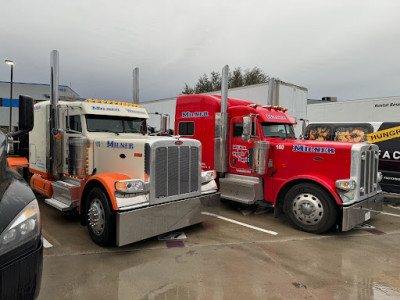 MIlner Wrecker Service JunkYard in Fort Worth (TX) - photo 2