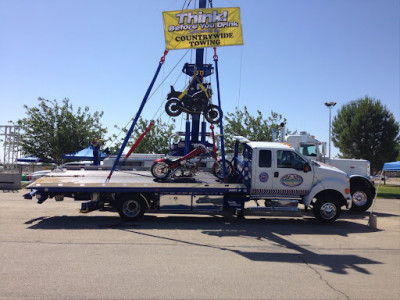 Antelope Valley Towing & Wrecker JunkYard in Lancaster (CA) - photo 1