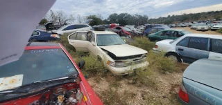 Hill Country Auto Salvage JunkYard in Austin (TX) - photo 2