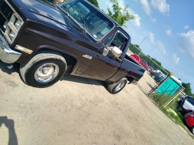 El Tejano Motors JunkYard in Austin (TX) - photo 2