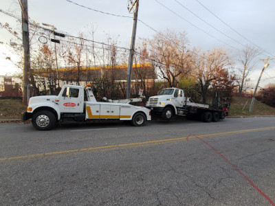 Heavy Duty Tow Near Me & Semi Truck JunkYard in Baltimore (MD) - photo 1