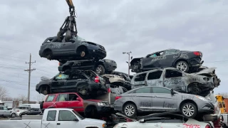 Abril Towing & Cash For Junk Cars JunkYard in Chicago (IL) - photo 1