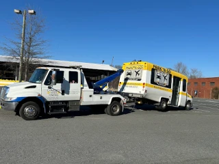 Charlotte HERO Patrol Roadside Assistance JunkYard in Charlotte (NC) - photo 4