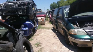 B & B Auto Sales & Salvage JunkYard in Carrollton (TX) - photo 2