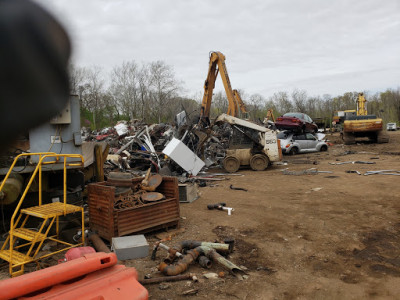 Traction Auto Recycling JunkYard in Indianapolis (IN) - photo 2