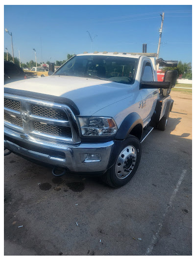 Fat Alan's Towing & Recovery JunkYard in Oklahoma City (OK) - photo 1