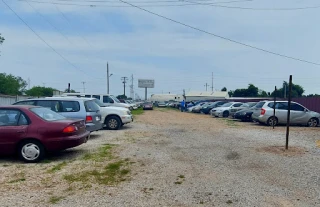 Highway 152 Auto Sales and Parts JunkYard in Oklahoma City (OK) - photo 3