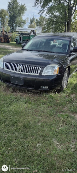 Edgerton Auto Salvage JunkYard in Kalamazoo (MI) - photo 1