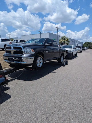 Stan's Pro Tows of Florida JunkYard in Winter Haven (FL) - photo 4