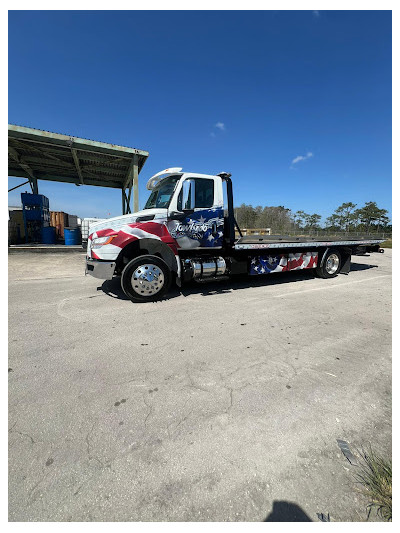 Towlando Towing & Recovery JunkYard in Winter Haven (FL) - photo 3