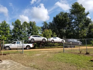 Lake Wales Used Auto Parts JunkYard in Winter Haven (FL) - photo 2