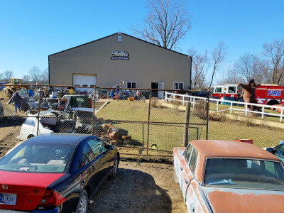 Holle's Salvage JunkYard in Fort Wayne (IN) - photo 1