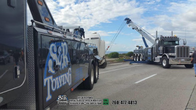 S & R Towing Inc. - Valley Center JunkYard in Escondido (CA) - photo 2