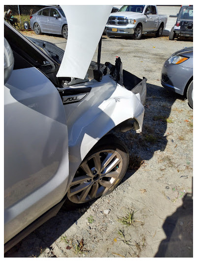 Queens Wrecker Services JunkYard in Spartanburg (SC) - photo 4