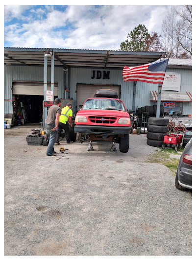 JDM Automotive & Recycling JunkYard in Jacksonville (NC) - photo 3