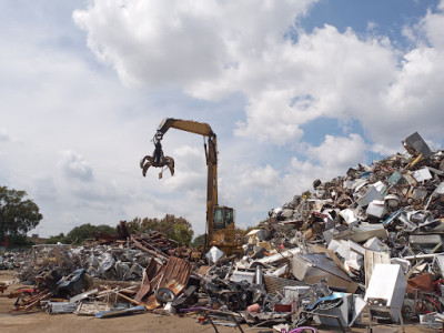 M Lipsitz & Co Ltd JunkYard in Waco (TX) - photo 2