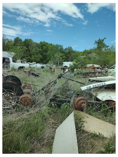 Toonerville Salvage JunkYard in Springfield (MO) - photo 1