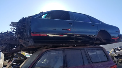 International Auto Wrecking JunkYard in Los Angeles (CA) - photo 2