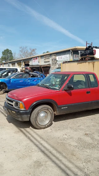 A & B Auto Salvage JunkYard in Sandy Springs (GA) - photo 3