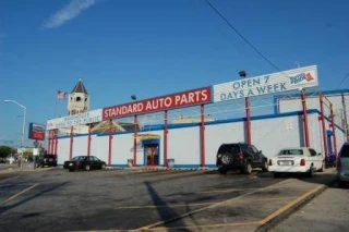 Standard Auto Parts JunkYard in Baltimore (MD) - photo 4