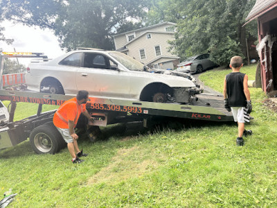 Juliano's Towing & Auto Recycling JunkYard in Syracuse (NY) - photo 1