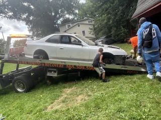 Juliano's Towing & Auto Recycling JunkYard in Syracuse (NY) - photo 4