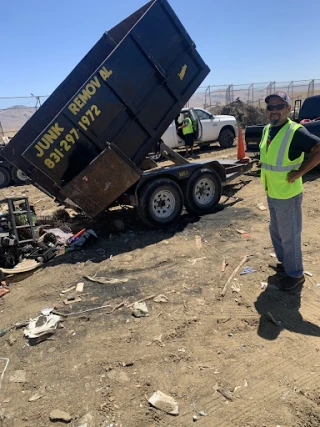 Pacific Coast Recycling JunkYard in Gilroy (CA) - photo 1