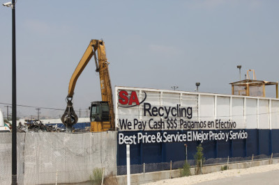 SA Recycling JunkYard in Burbank (CA) - photo 3