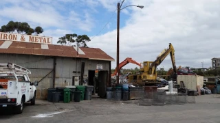 Lee's Iron & Metal JunkYard in Carlsbad (CA) - photo 2