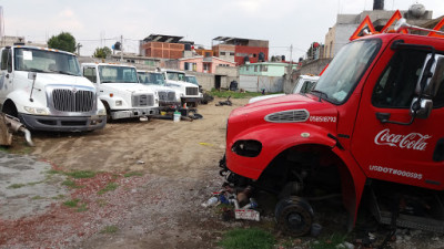 MORALES TRUCK PARTS JunkYard in El Paso (TX) - photo 4