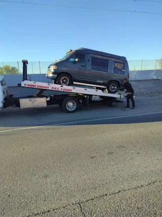 Villalobos Towing LLC JunkYard in Denver (CO) - photo 3