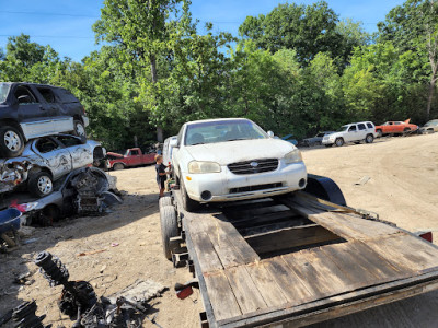 J's Auto Recycling Junk Cars JunkYard in Louisville (KY) - photo 1