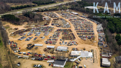 L & L Auto Parts & Salvage JunkYard in Grand Rapids (MI) - photo 1