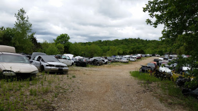 84 Auto Recyclers JunkYard in Louisville (KY) - photo 3