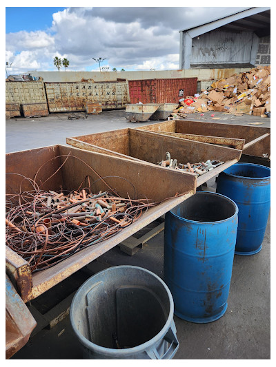 Garcia Recycling Center & Metals, Inc. JunkYard in Huntington Beach (CA) - photo 4