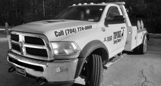 Top Dogz Towing Company - photo 1