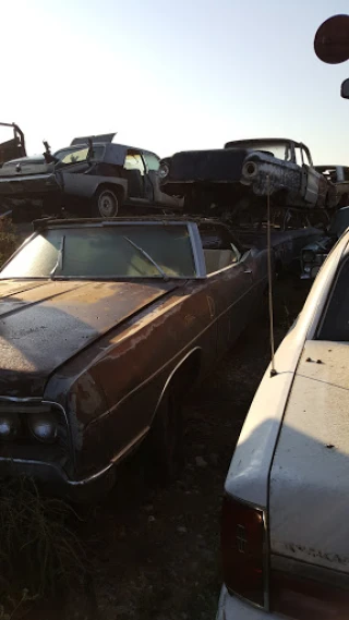 Tee Pee Auto Wrecking JunkYard in Kennewick (WA) - photo 2