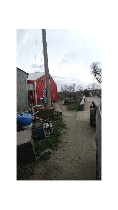 Scott Salvage Yard JunkYard in Springfield (MO) - photo 2