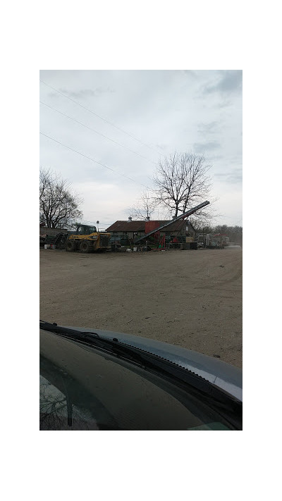 Scott Salvage Yard JunkYard in Springfield (MO) - photo 3