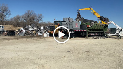 Hess & Sons Salvage JunkYard in Kansas City (KS) - photo 2