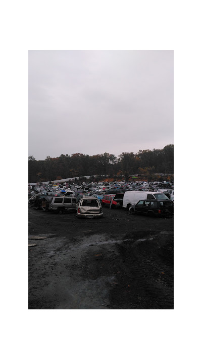 B & H Auto Parts JunkYard in Bel Air South (MD) - photo 4